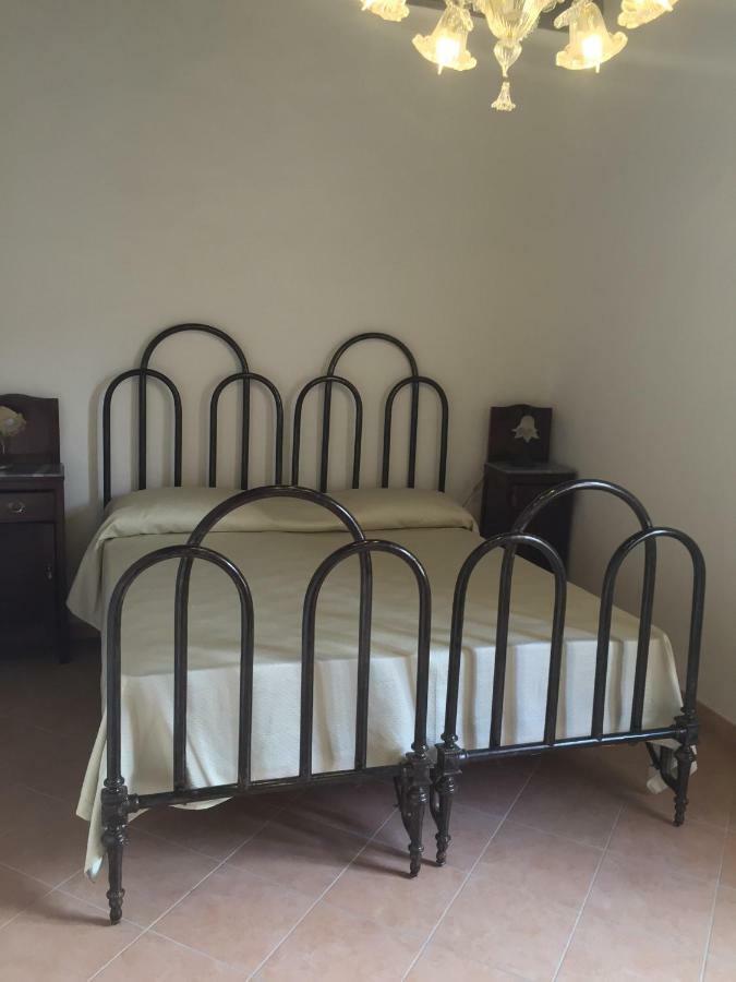 B&B Pozzo Dei Desideri Фішіано Екстер'єр фото