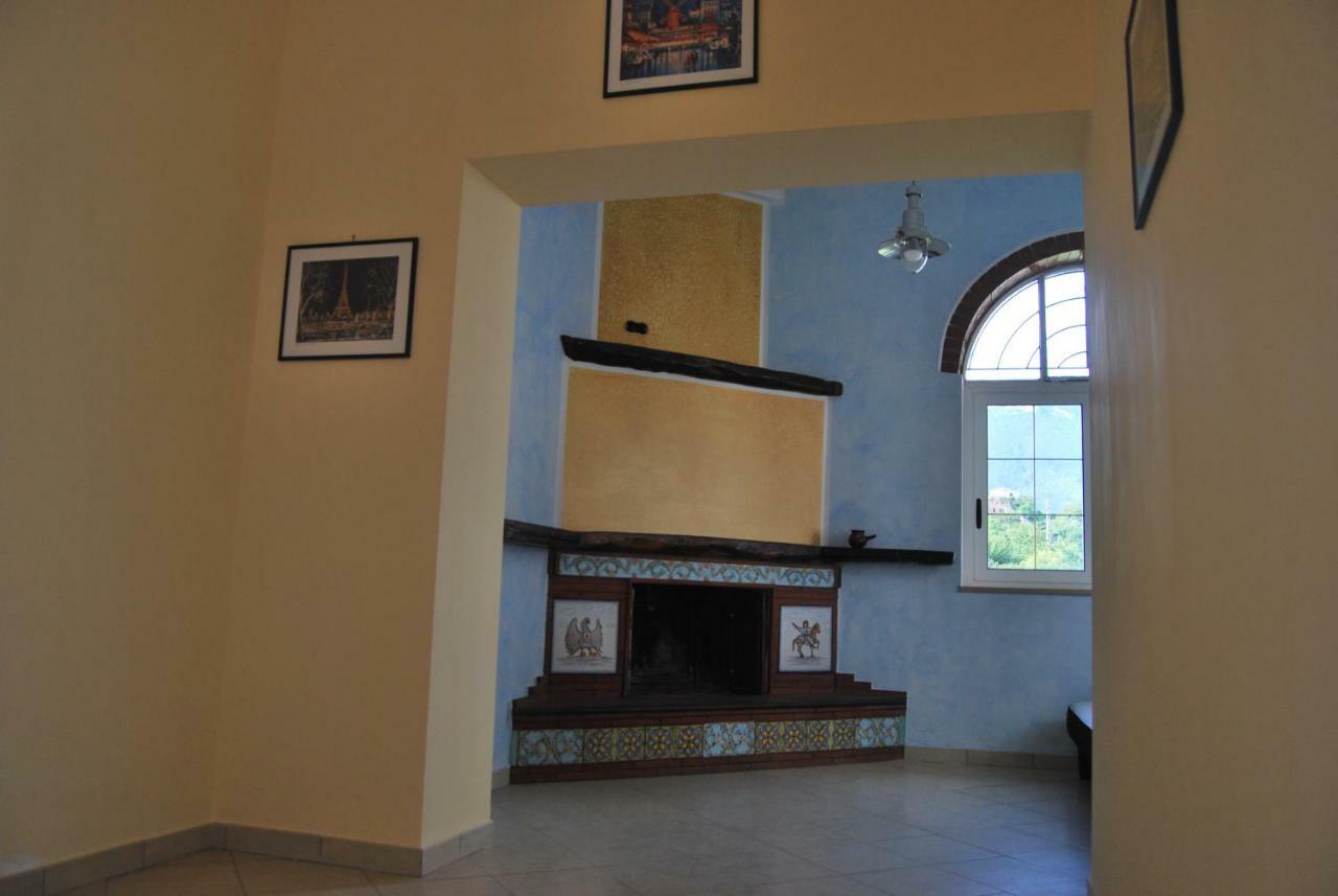 B&B Pozzo Dei Desideri Фішіано Екстер'єр фото